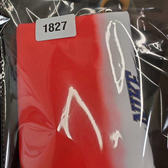 Nike Womens Shorts Medium Tight Fit Training Tights Red Mid Rise New - Picture 9 of 9